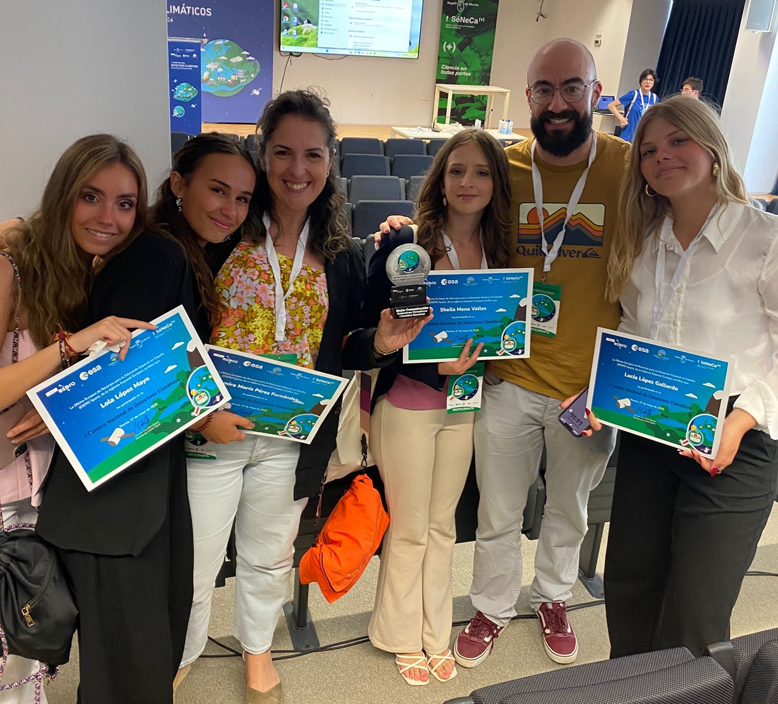 El IES Santo Domingo gana el Premio a la Mejor Comunicación en la I Cumbre de Detectives Climáticos
